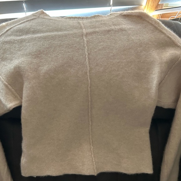 FREE PEOPLE CASHMERE SWEATER - Picture 2 of 4